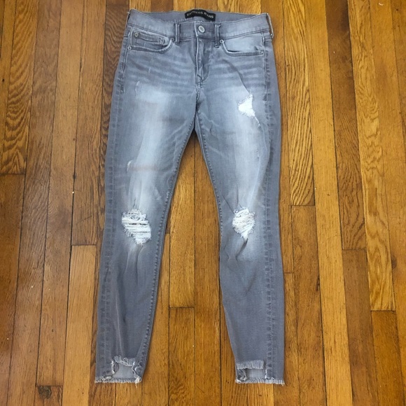 Express Denim - Express Grey Cropped Distressed Jeans Express Denim - Express Grey Cropped Distressed Jeans